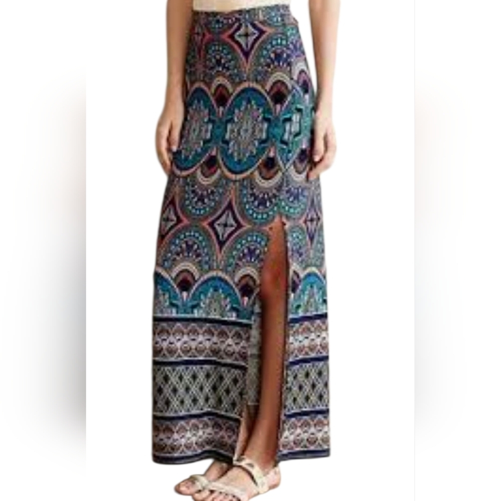 ANTHROPOLOGIE Maeve  Crystallism maxi slit skirt Rayon Geometric Patten Size.6